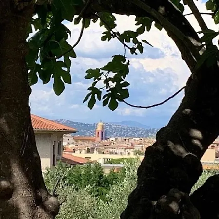 Saint-Tropez 아파트 쎙뜨호뻬